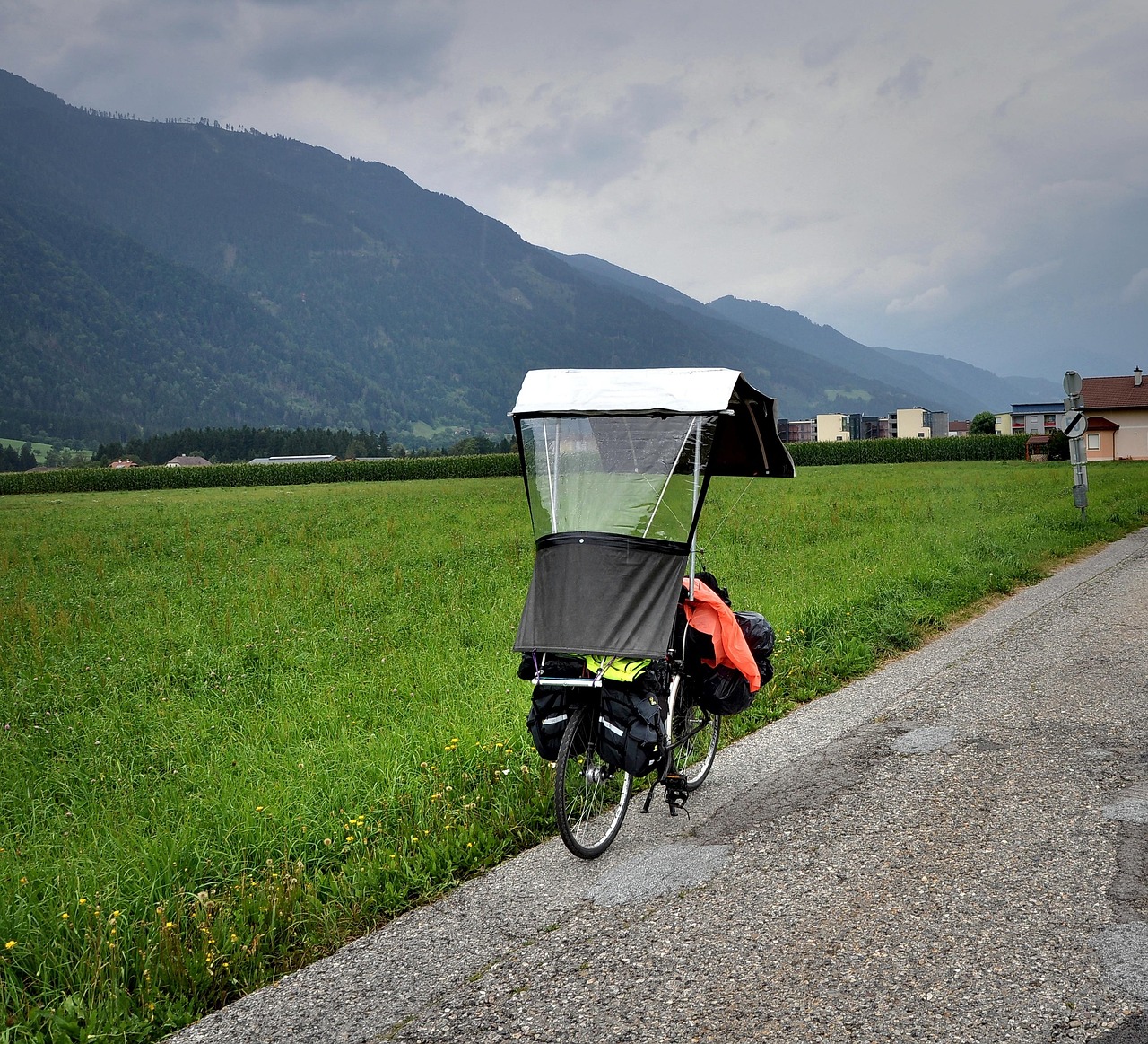 心藝電動車2016最新款，無界之旅的探索之旅